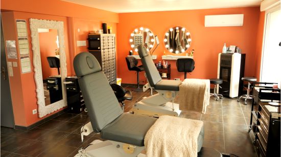 salle de pigmentation avec fauteuils réglables salle de pigmentation fauteuils réglables